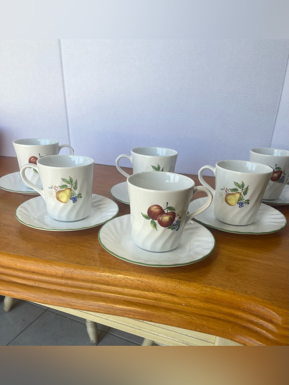 Corelle Chutney swirl 12pcs dinnerware set mug / plates farmhouse country